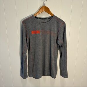 Brooks Running Ladies Long Sleeve Technical Shirt Size Medium